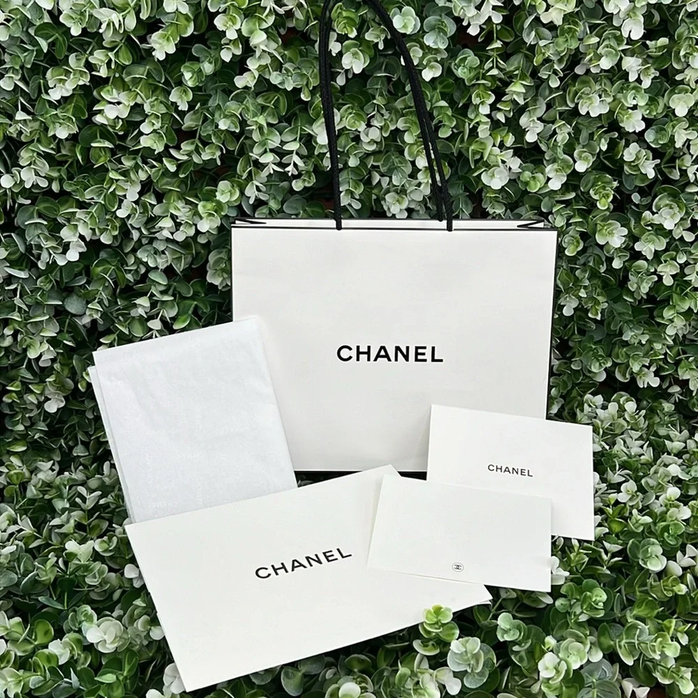 CHANEL Authentic White Shopping Bag Gift Set